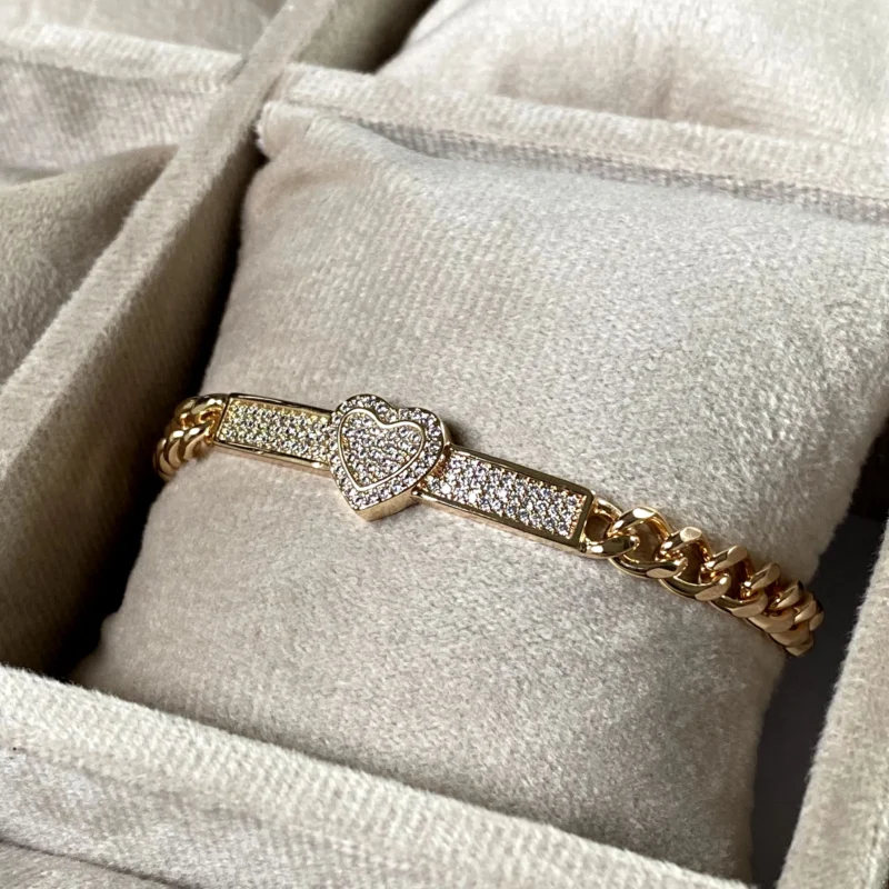 gold heart bracelet